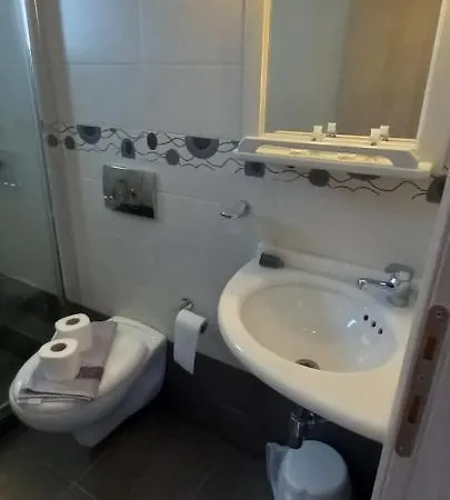 Agnadi Otel