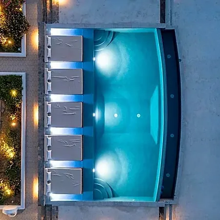 Agnadi Hotel