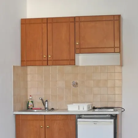 Otel Agnadi 2*